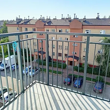 Lux Corner Park Przestronne Mieszkanie Z Klimatyzacja I Podziemnym Garazem Pruszkow Exterior photo